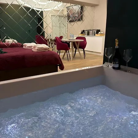 Διαμέρισμα Z Jacuzzi Royal Rzeszowska